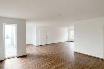 Wohnung Oberhausen Sterkrade-Mitte - 3 Zimmer, 106 m&sup2;, 1.020&euro; | Angebot:26502381