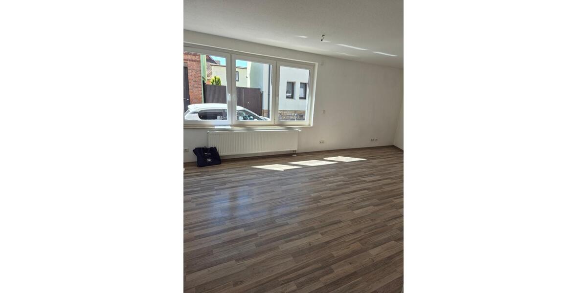 Erdgeschoßwohnung Wallhausen - 2 Zimmer, 54 m&sup2;, 350&euro; | Angebot:21368243