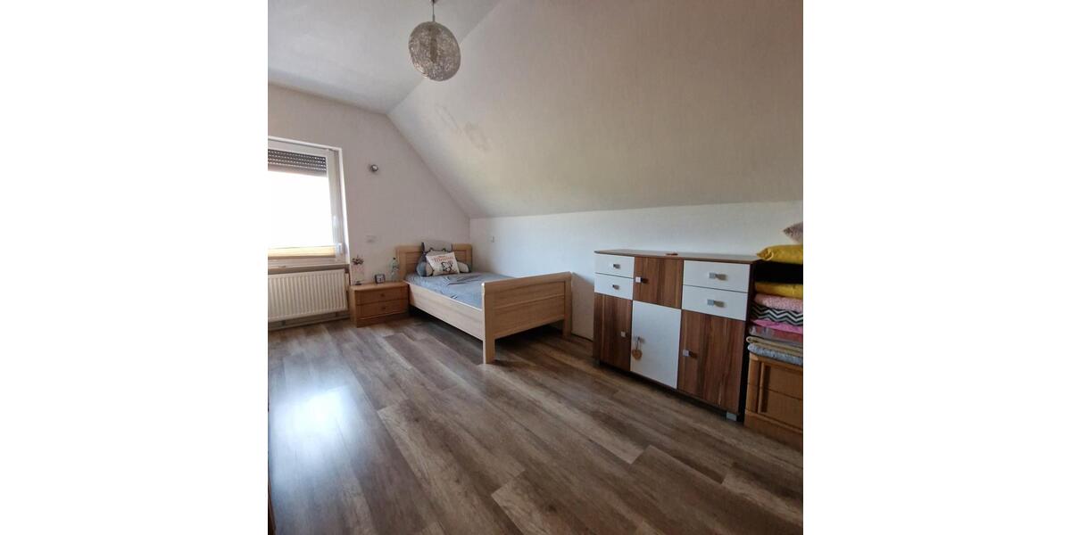 Einfamilienhaus Geilenkirchen - 6 Zimmer, 175 m&sup2;, 379.000&euro; | Angebot:26821739