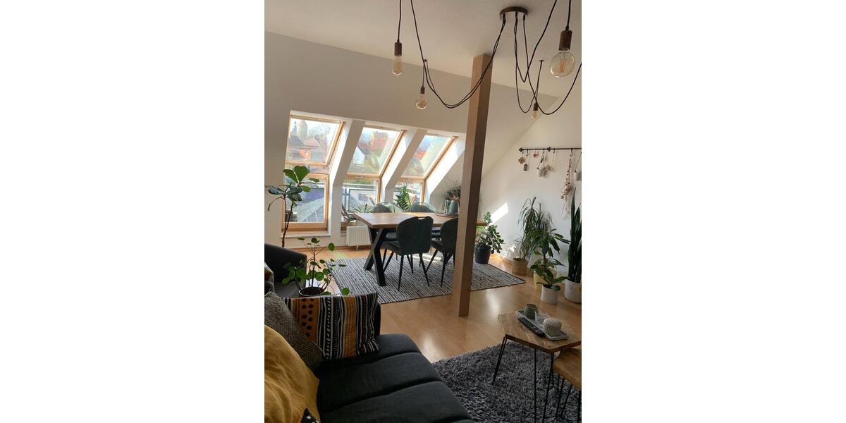 Dachgeschoßwohnung Uffenheim - 3 Zimmer, 79 m&sup2;, 610&euro; | Angebot:26303068