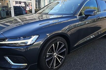 Volvo V60 28.678 km 37.998 &euro; Chemnitz OT Röhrsdorf 09247