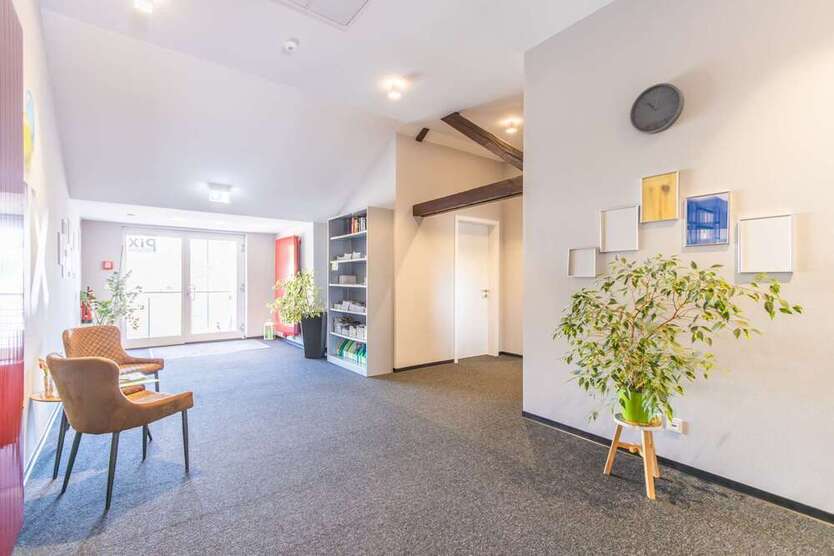 Büro in Niederkrüchten 3.500 € 463 m²