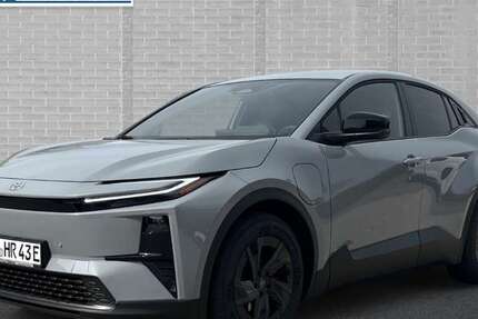 Toyota C-HR 1.104 km 47.290 &euro; Bad Segeberg 23795