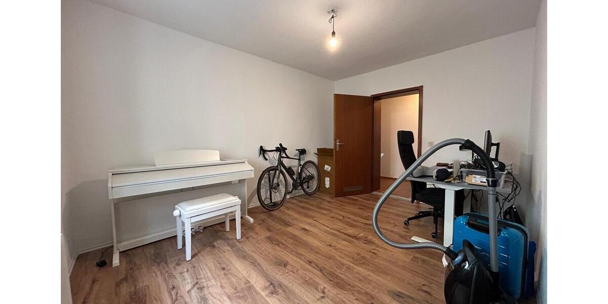 Erdgeschoßwohnung Miesbach - 3 Zimmer, 77 m&sup2;, 1.060&euro; | Angebot:26031938