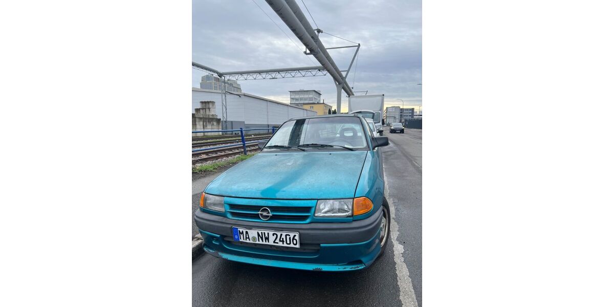 Opel Astra 158.000 km 999 &euro; Mannheim 68165