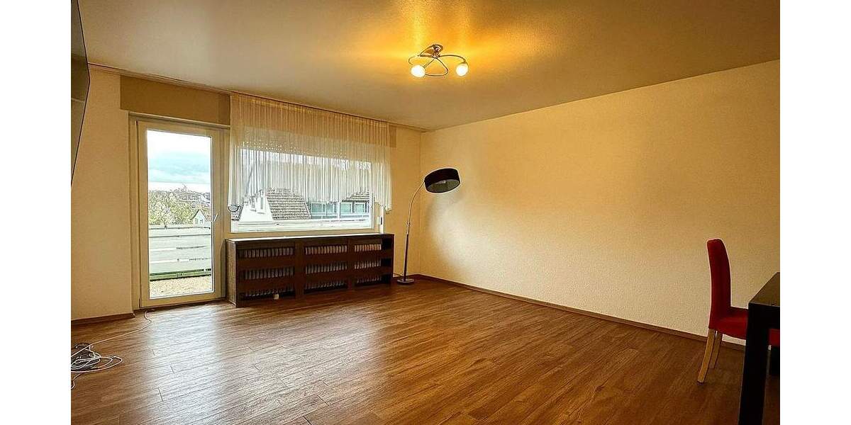 Solides Mehrfamilienhaus auf Eigentumsgrundstück in guter Lage von Hasbergen 9 zimmer