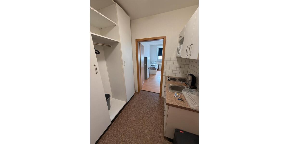 Etagenwohnung Rostock - 1 Zimmer, 28 m&sup2;, 28&euro; | Angebot:26592648