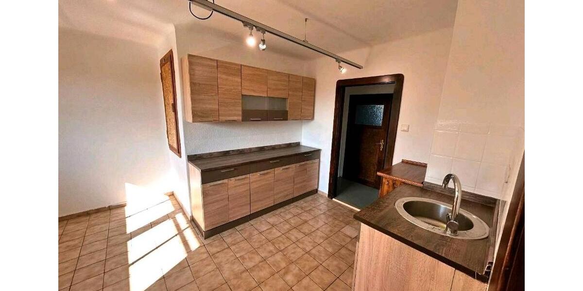 Dachgeschoßwohnung Barum - 2 Zimmer, 45 m&sup2;, 700&euro; | Angebot:26222940
