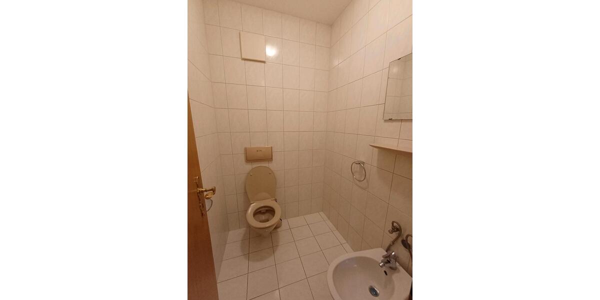 Erdgeschoßwohnung Hengersberg - 2 Zimmer, 63 m&sup2;, 180.000&euro; | Angebot:27155207