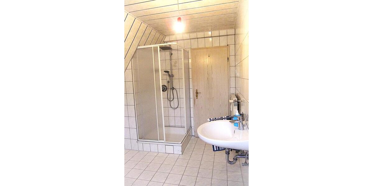 Dachgeschoßwohnung Oberzent - 3.5 Zimmer, 100 m&sup2;, 780&euro; | Angebot:24466563