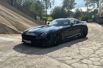 Mercedes SLS AMG