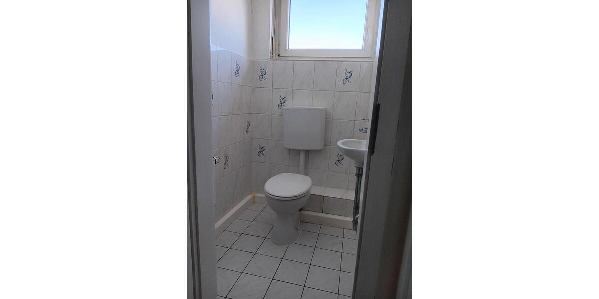 Etagenwohnung Goldbach - 3.5 Zimmer, 89 m&sup2;, 900&euro; | Angebot:25416856