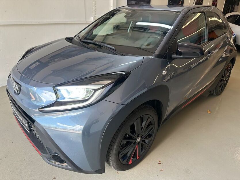 Aygo (X)