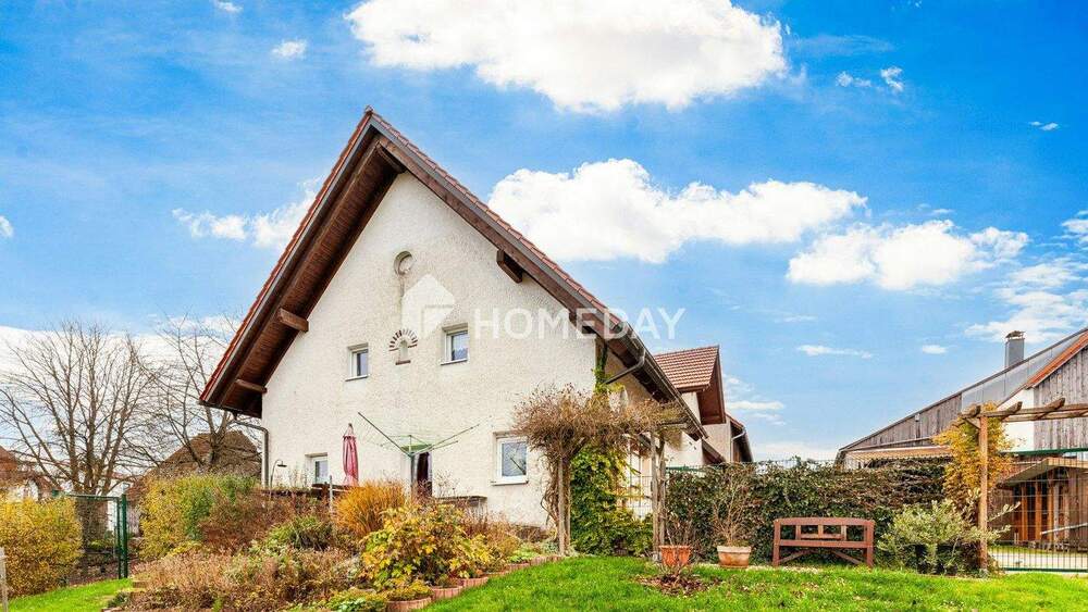 Einfamilienhaus Oberviechtach Schönthan - 6 Zimmer, 200 m&sup2;, 300.000&euro; | Angebot:25471636