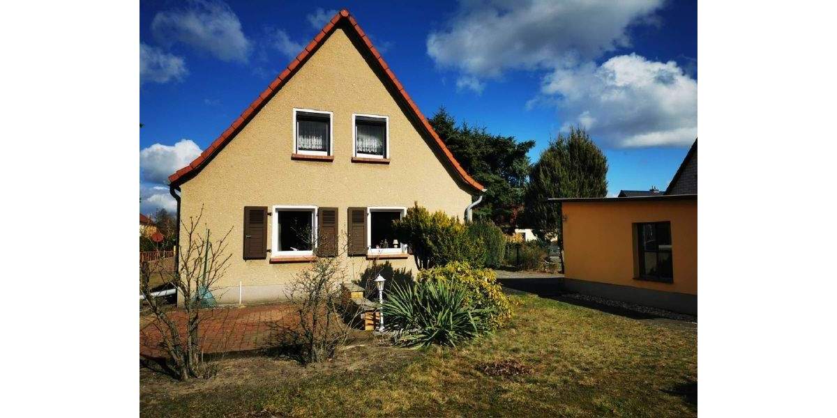 Einfamilienhaus Lauta - 4 Zimmer, 90 m&sup2;, 155.000&euro; | Angebot:25781042