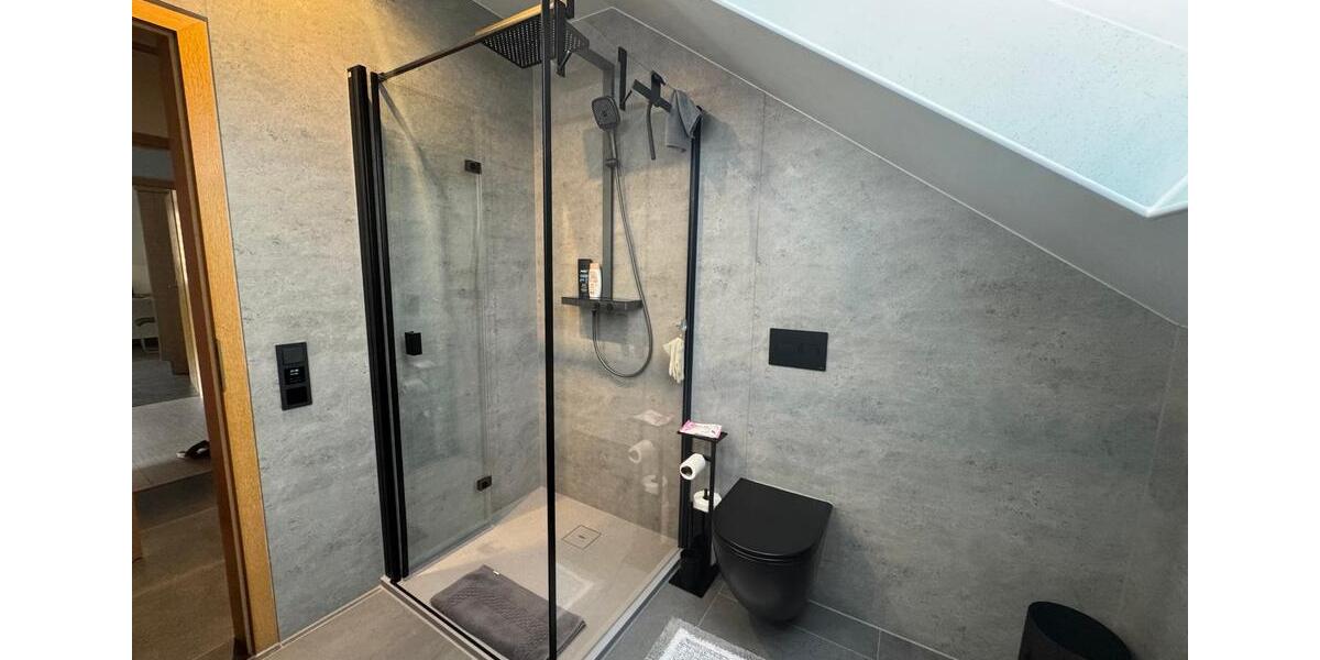 Einfamilienhaus Bad Salzungen Tiefenort - 8 Zimmer, 275 m&sup2;, 555.000&euro; | Angebot:26602244