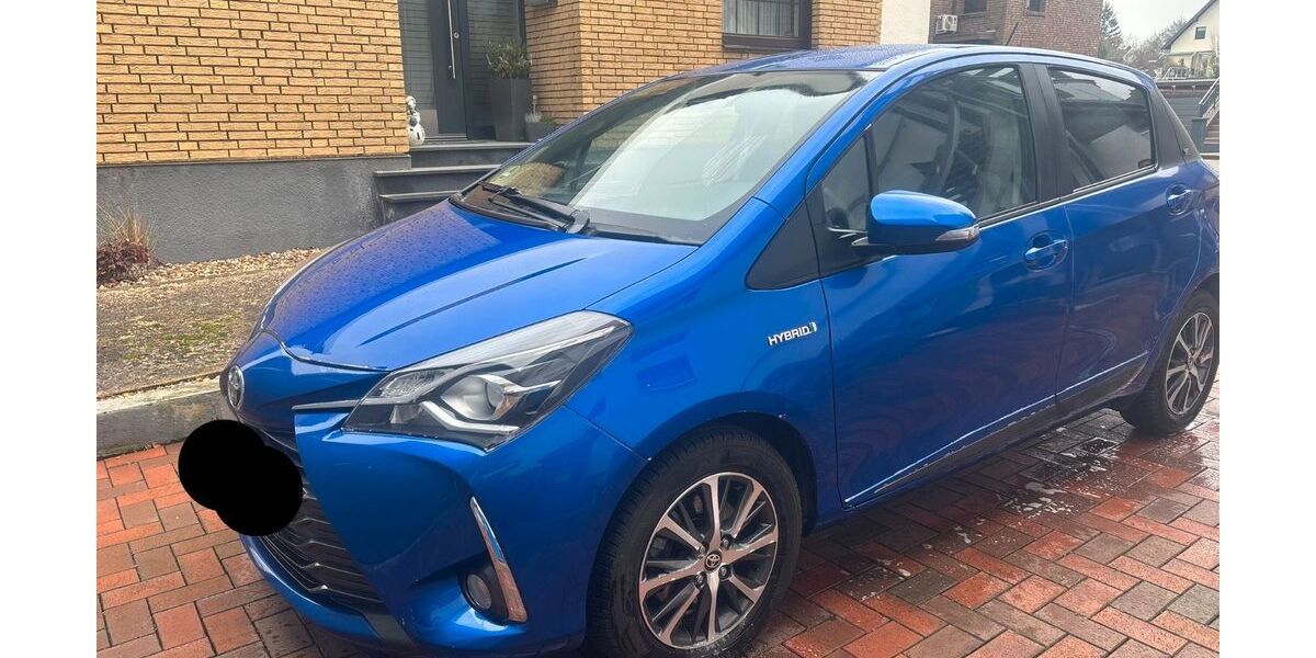 Toyota Yaris 53.500 km 15.300 &euro; Aachen 52070