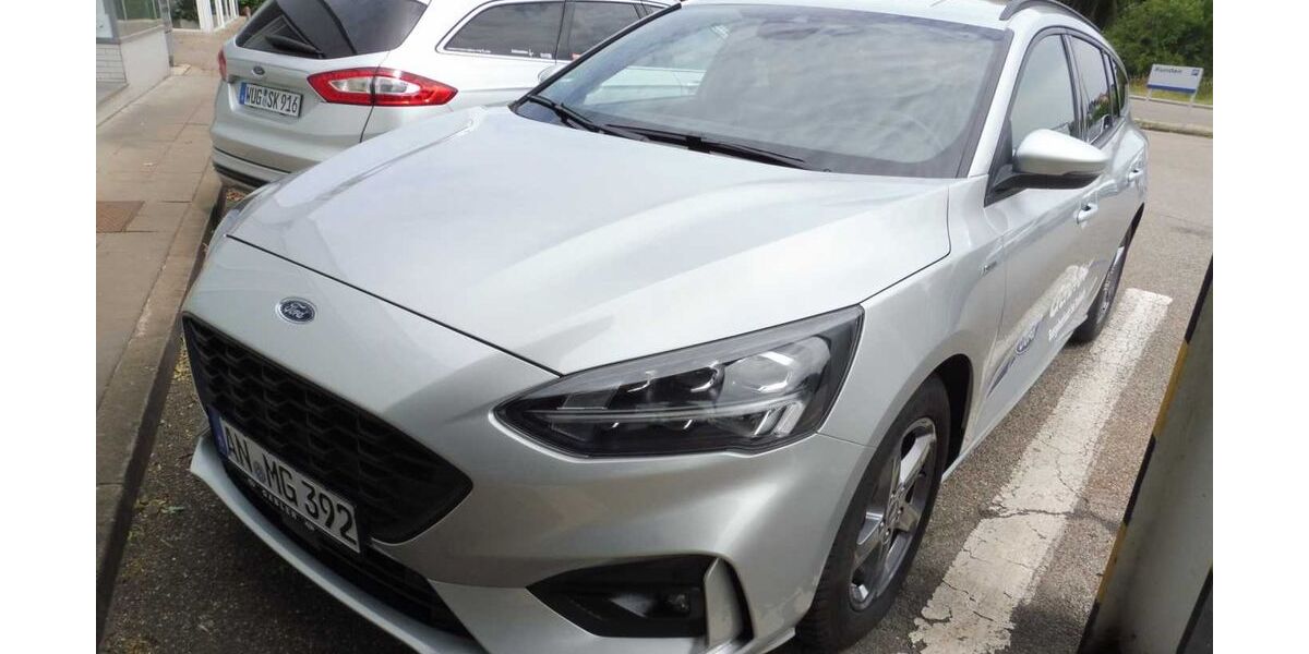 Ford Focus 65.000 km 18.990 &euro; Burgoberbach 91595