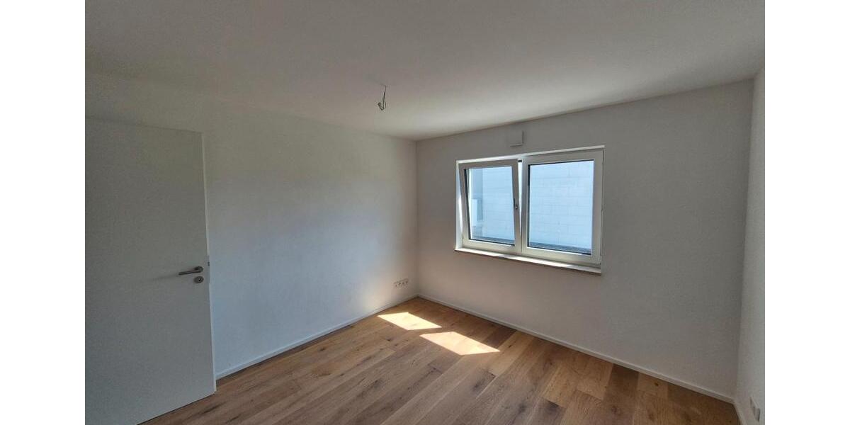 Etagenwohnung Ingolstadt Münchener Straße - 4 Zimmer, 117 m&sup2;, 645.000&euro; | Angebot:26931228