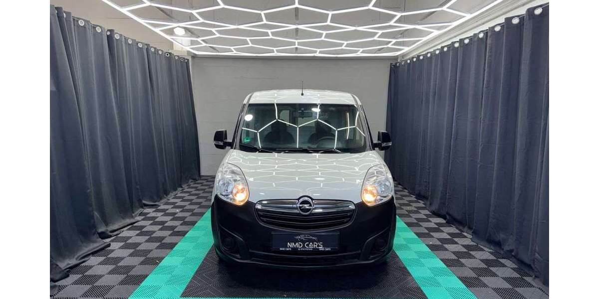 Opel Combo 130.000 km 6.997 &euro; Bietigheim-Bissingen 74321
