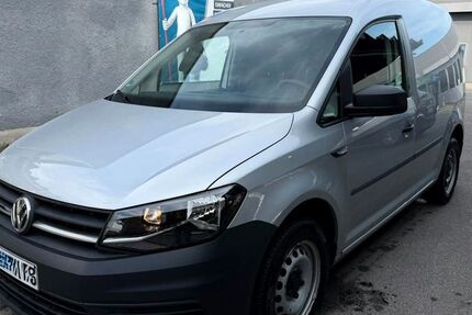 VW Caddy 74.000 km 11.990 &euro; Kempten 87437