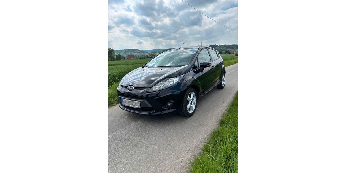 Ford Fiesta 165.000 km 3.699 &euro; Bad Driburg 33014