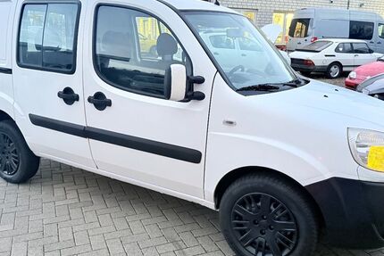 Fiat Doblo 155.527 km 3.498 &euro; Hönningen 53506