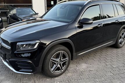 Mercedes GLB 180