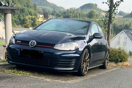 VW Golf 169.000 km 12.500 &euro; Sundern (Sauerland) 59846