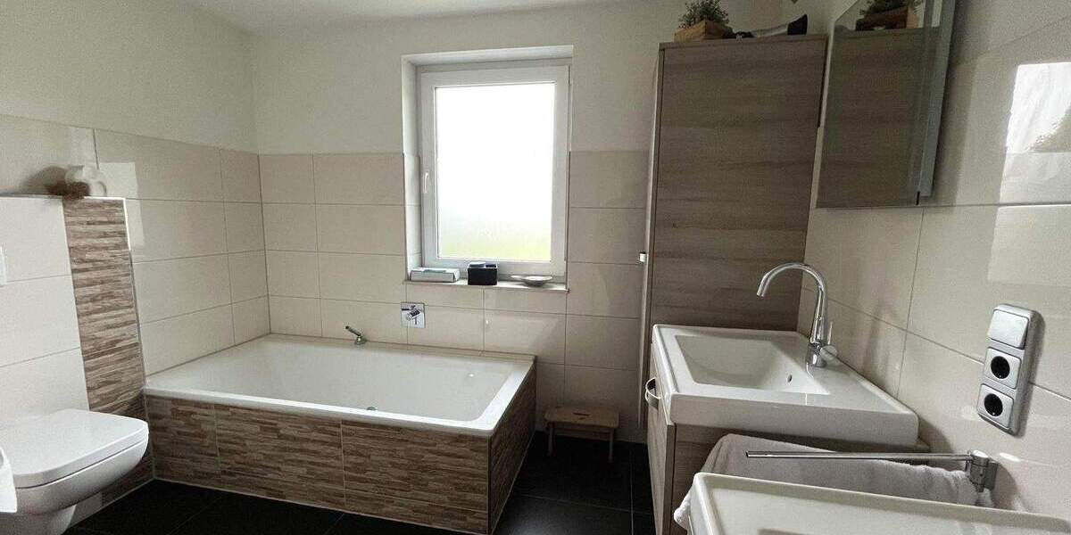 Bungalow Hille Oberlübbe - 4 Zimmer, 114 m&sup2;, 329.000&euro; | Angebot:24461736