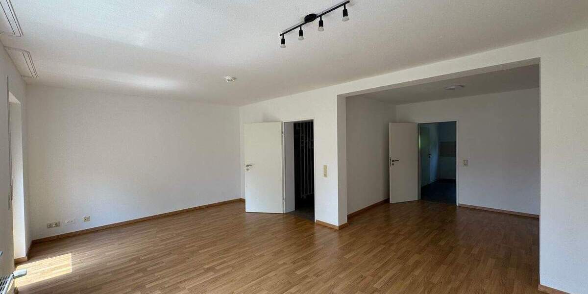 Reihenmittelhaus Binsfeld - 4 Zimmer, 122 m&sup2;, 979&euro; | Angebot:23962230
