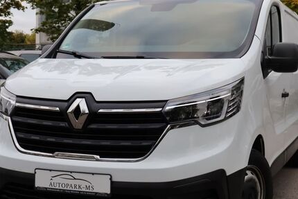 Renault Trafic 100.000 km 15.990 &euro; München 81243