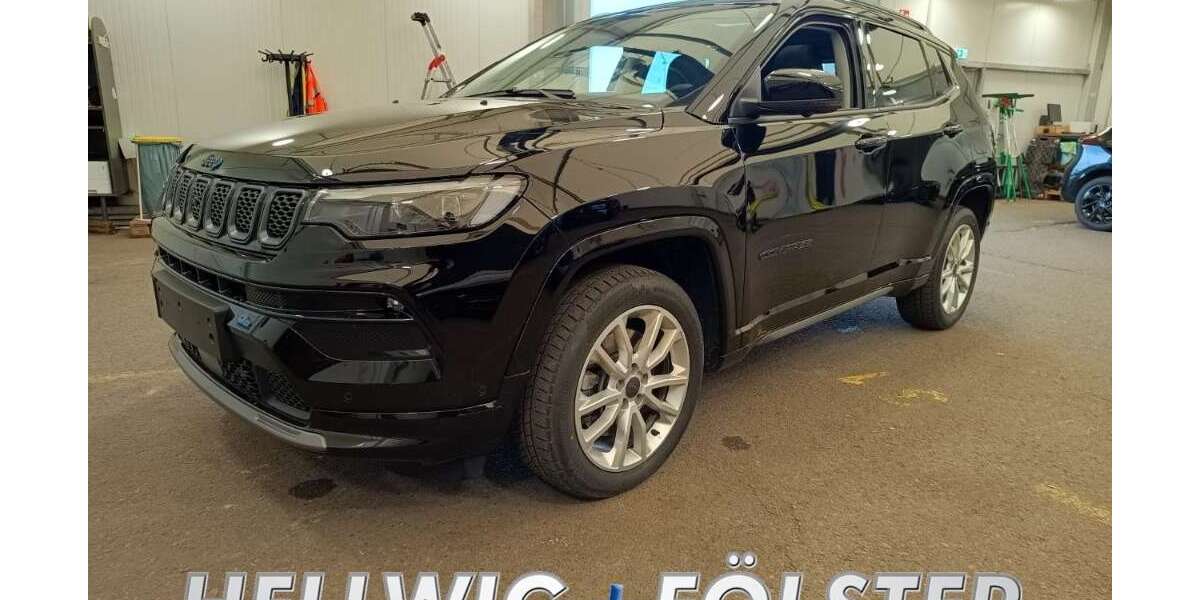 Jeep Compass 13.247 km 32.990 &euro; Hohenlockstedt 25551