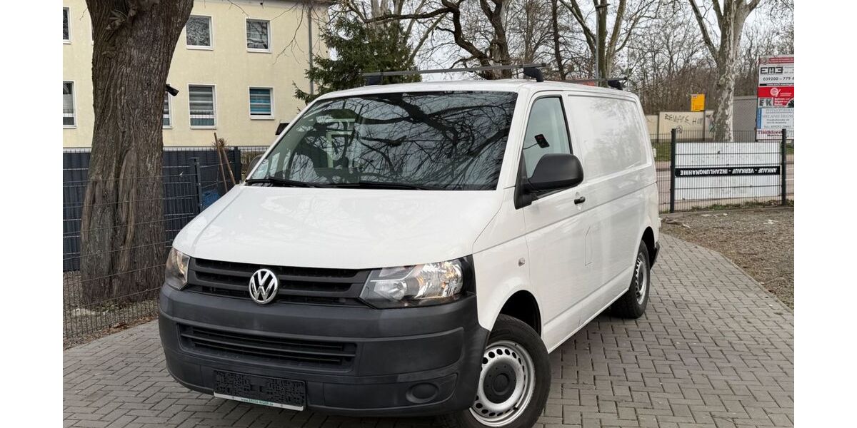 VW T5 Transporter 158.000 km 7.990 &euro; Heyrothsberge Bideritz 39175