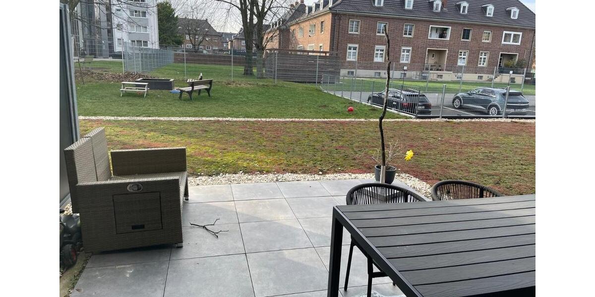 Erdgeschoßwohnung Düren Distelrath - 4 Zimmer, 92 m&sup2;, 1.150&euro; | Angebot:24623286