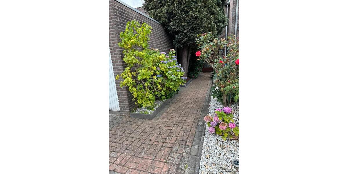 Reihenhaus Aachen Eilendorf - 4 Zimmer, 95 m&sup2;, 369.000&euro; | Angebot:24788093