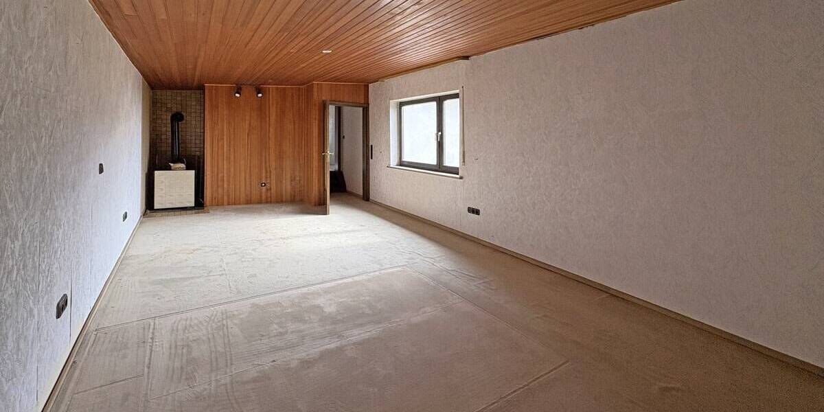 Einfamilienhaus Küps Schmölz - 7 Zimmer, 200 m&sup2;, 130.000&euro; | Angebot:25999722