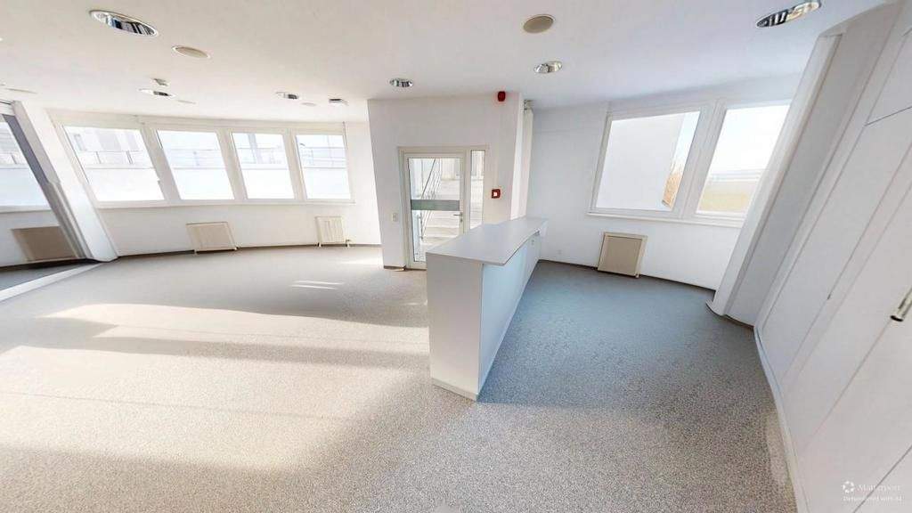 Einfamilienhaus Chemnitz Lutherviertel - 1 Zimmer, 3.100&euro; | Angebot:24974560