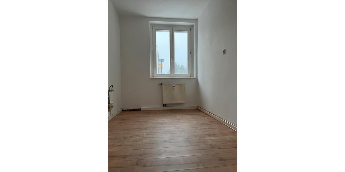 Hochparterre Bobritzsch-Hilbersdorf Hilbersdorf - 2 Zimmer, 55 m&sup2;, 60.000&euro; | Angebot:24878742