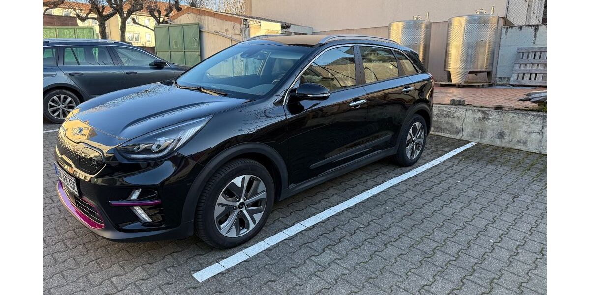 Kia Niro 55.000 km 16.900 € Bobenheim-Roxheim 67240