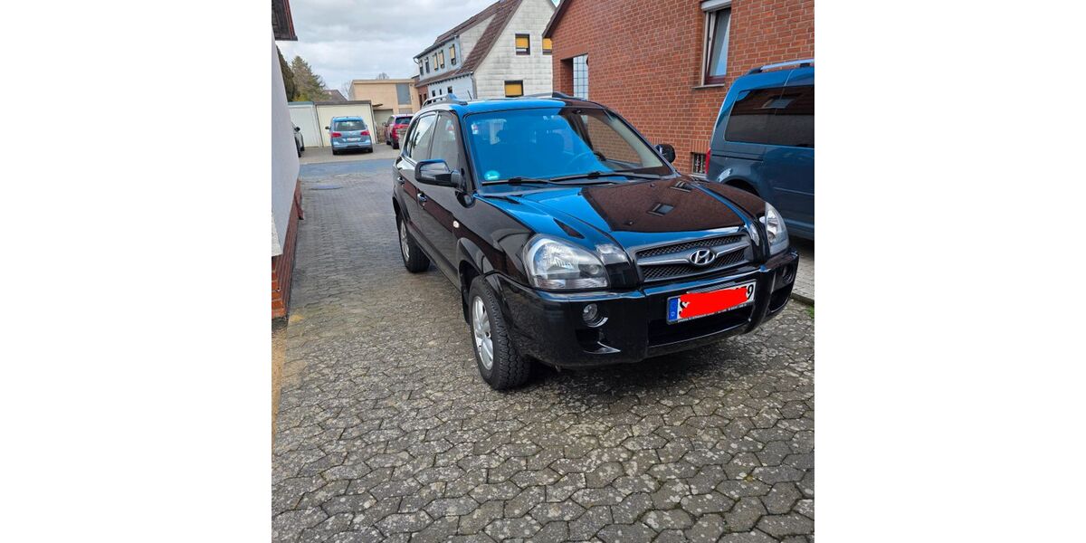 Hyundai TUCSON 324.000 km 2.444 &euro; Salzgitter 38228