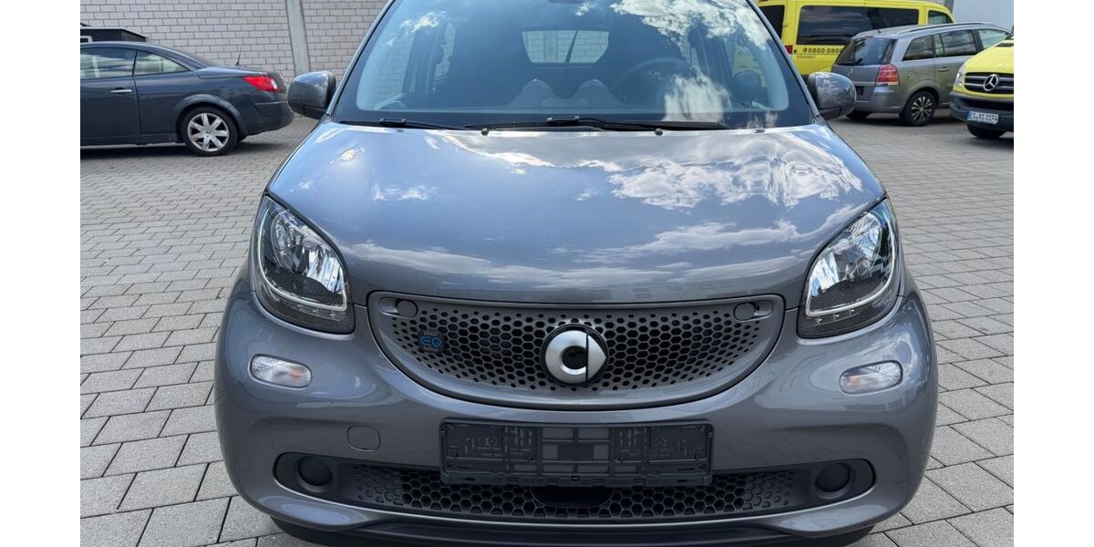 Smart ForFour 43.000 km 8.870 &euro; Böblingen 71034