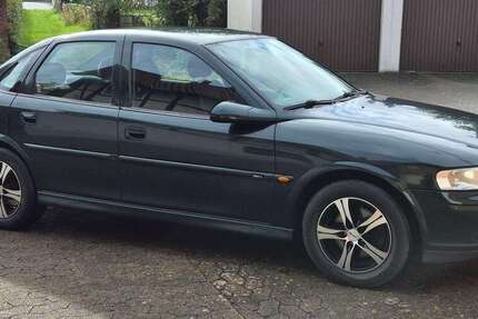 Opel Vectra 160.000 km 950 € Northeim 37154