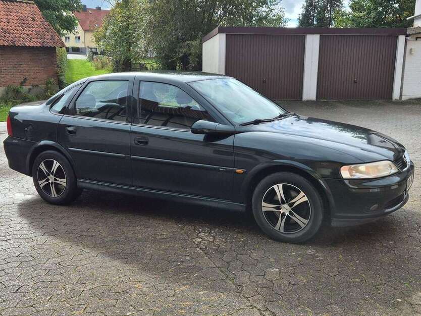 Opel Vectra 160.000 km 950 € Northeim 37154