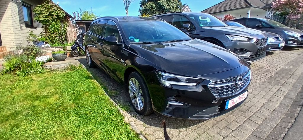 Opel Insignia 220.000 km 11.400 &euro; Odenthal-Neschen 51519