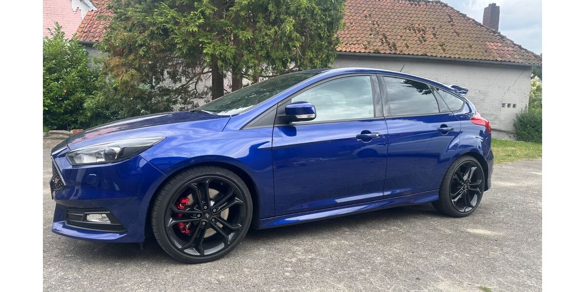 Ford Focus 85.693 km 16.800 &euro; Wolfenbüttel 38304