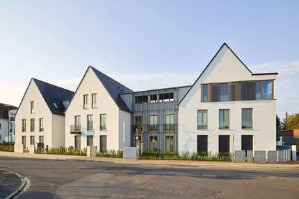 Wohnung zum Mieten in Radebeul 515 € 54.24 m²