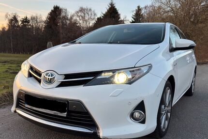 Toyota Auris 275.430 km 6.500 &euro; Bad Bramstedt 24576