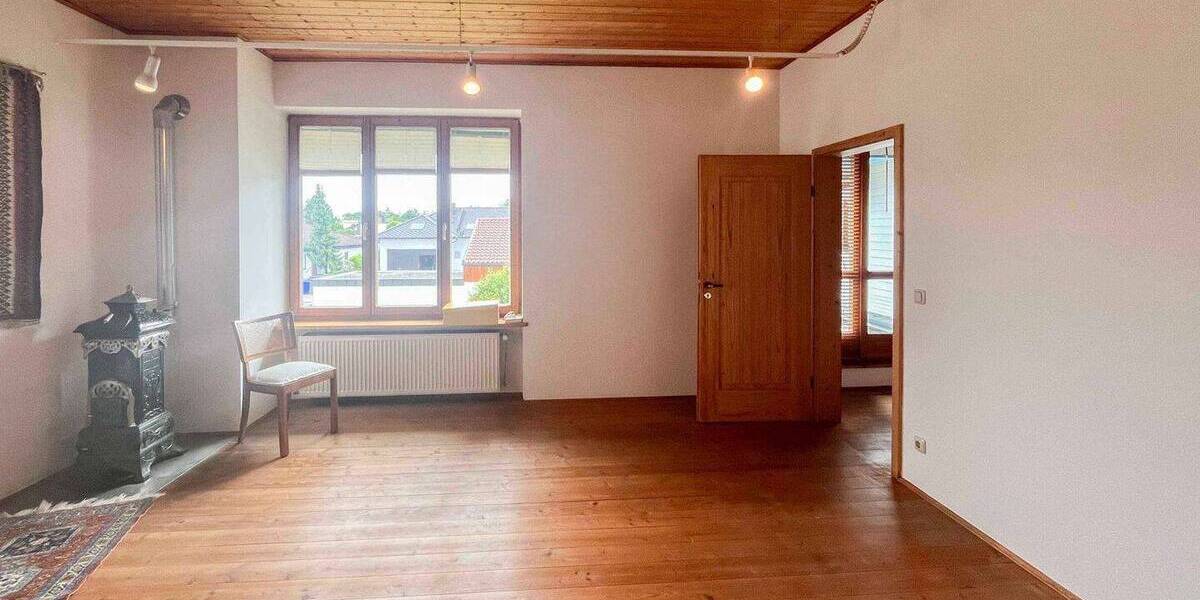Einfamilienhaus Burghausen - 9 Zimmer, 780.000&euro; | Angebot:26188987