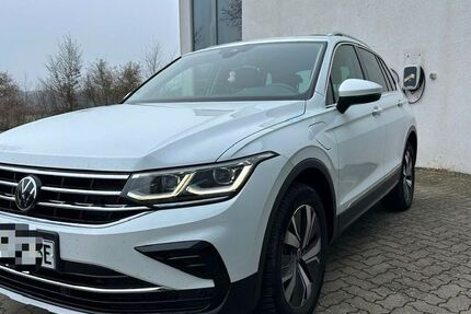 VW Tiguan 41.230 km 28.330 &euro; Walsrode 29699